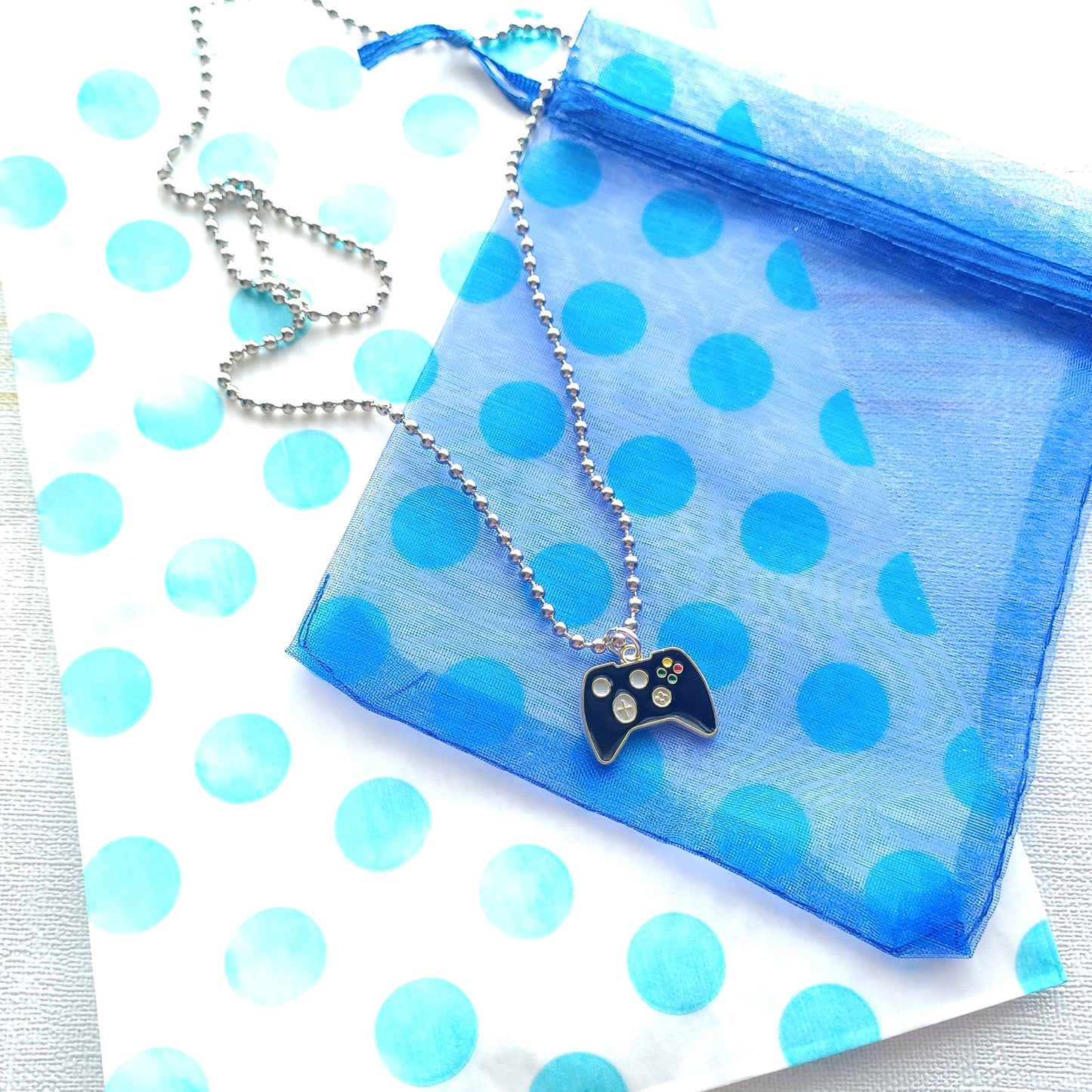 Game controller necklace, initial necklace, gaming lover, personalised gamer jewellery, retro gifts for teenager, fathers day present