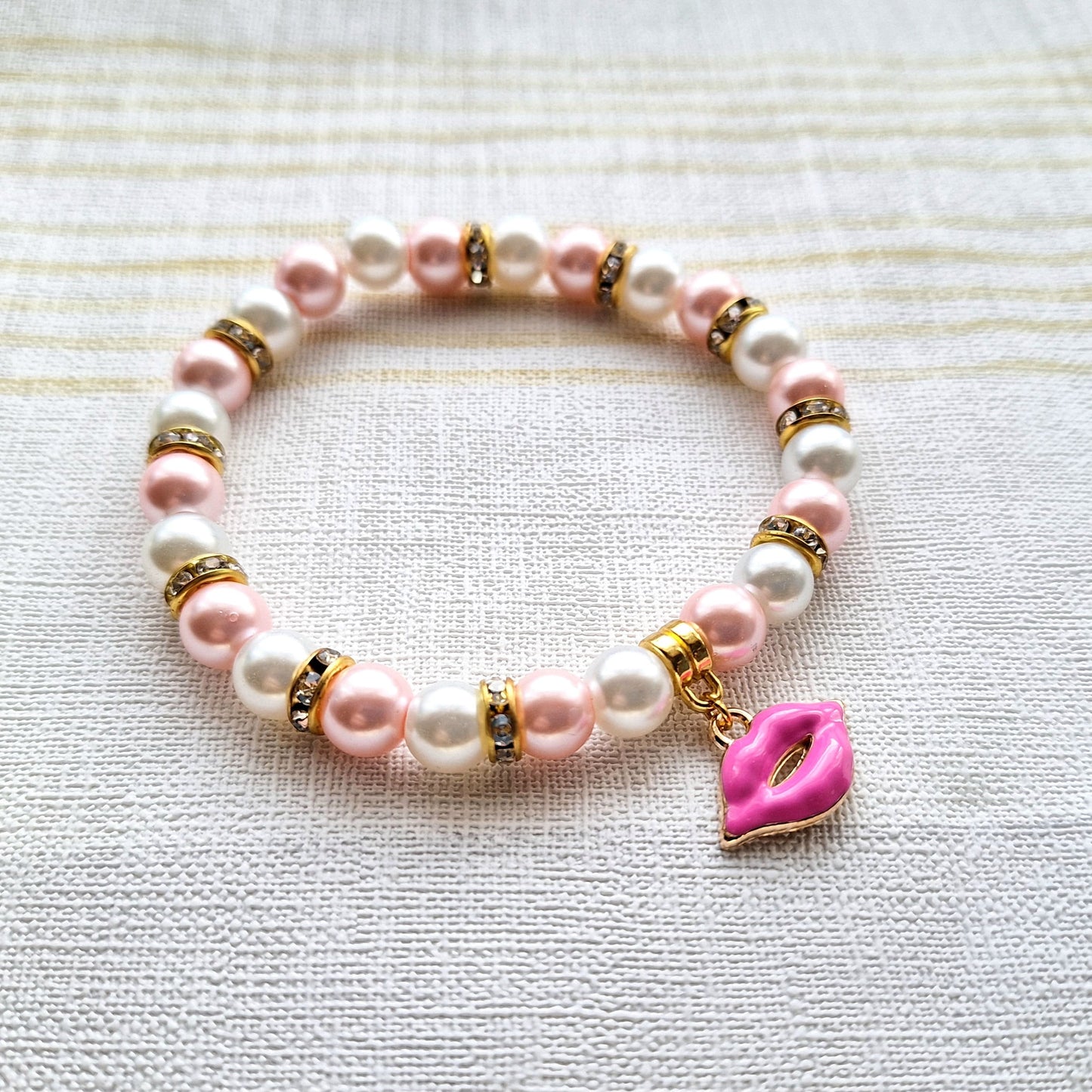 Lips bracelet, kiss jewellery, valentines day gift, quirky present, halloween jewellery, love you gift
