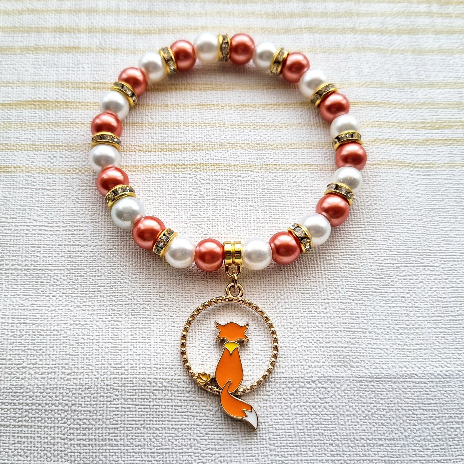 Fox bracelet, foxy jewellery, animal lover gift, woodland jewellery, vixen bracelet, present for her