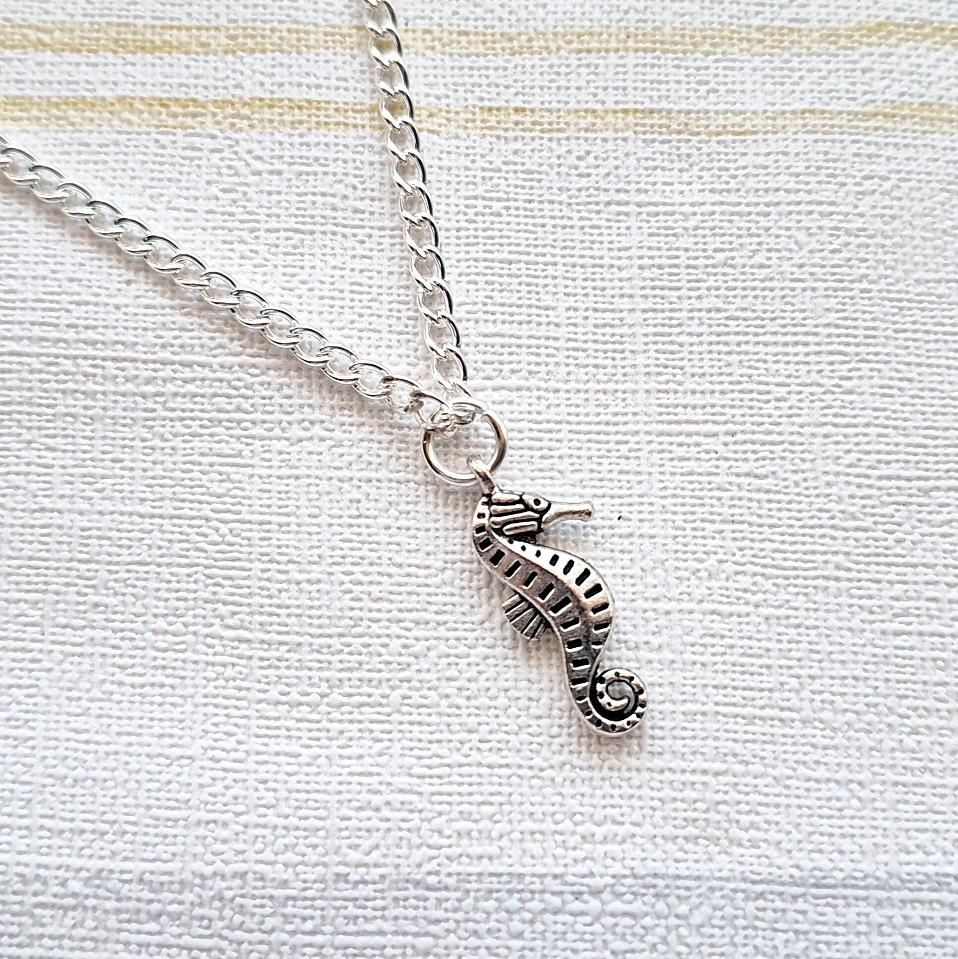 Seahorse necklace, nautical necklace, sea creature lover, sealife gift for girls, ocean jewelry, summer jewellery