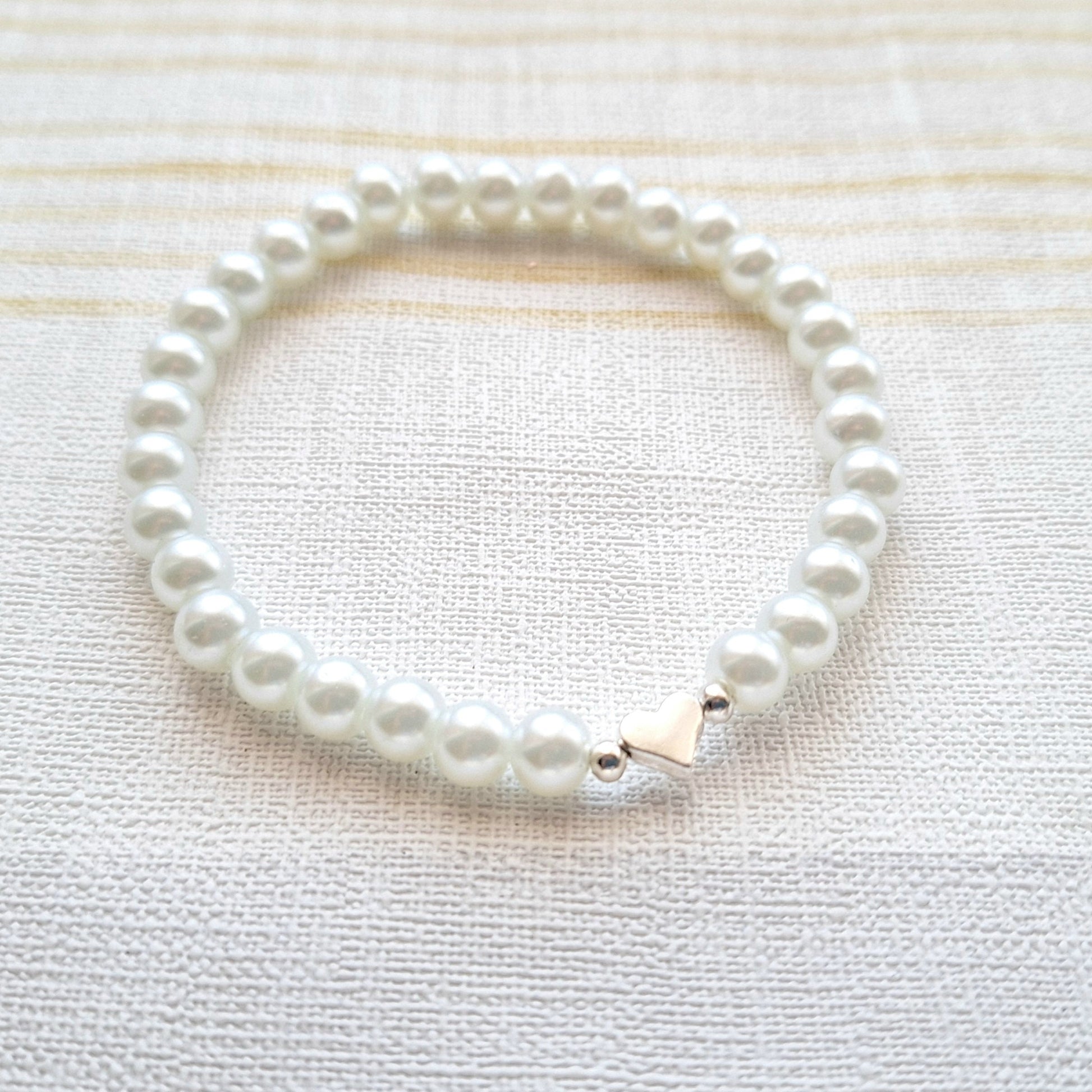 Heart bracelet, bride jewelry, valentines day gift, bridal jewellery, flowergirl bracelet, bridesmaid gift